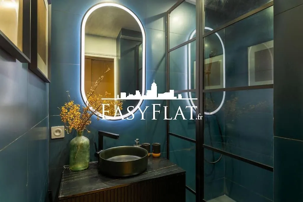 3 - Bedroom Apartment, 16, By Easyflat Apartment Paris